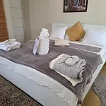 Bed & Breakfast Colosseum Zen House