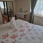 Colosseum Zen House Bed & Breakfast *