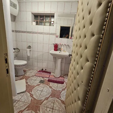 B&B Colosseum 부쿠레슈티