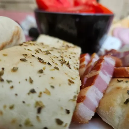 Colosseum Bed & Breakfast *