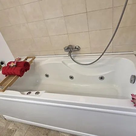 Colosseum Zen Bed & Breakfast Bukurešť
