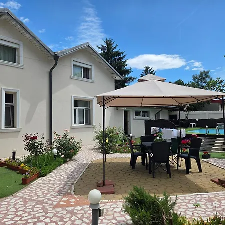 Colosseum Zen Bed & Breakfast Bukurešť